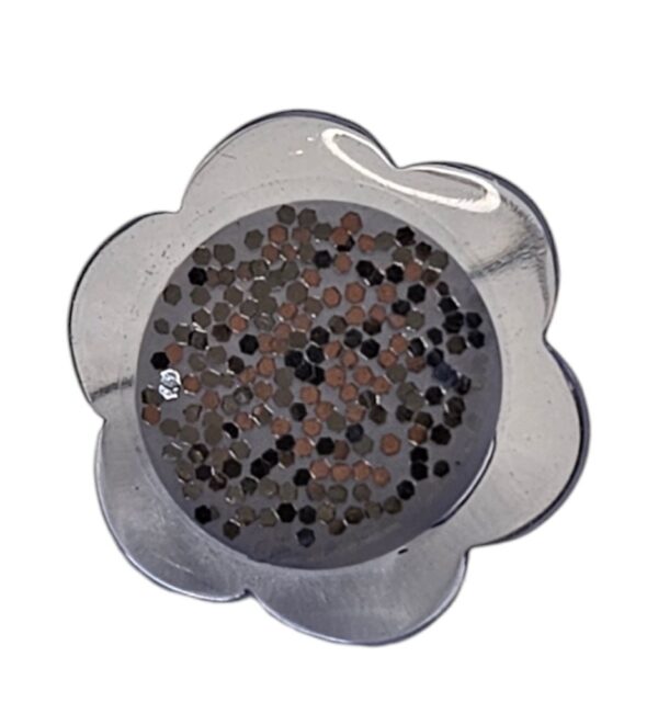 13726.jpg Knapp m/øye 13mm Blomst Sølv/lys