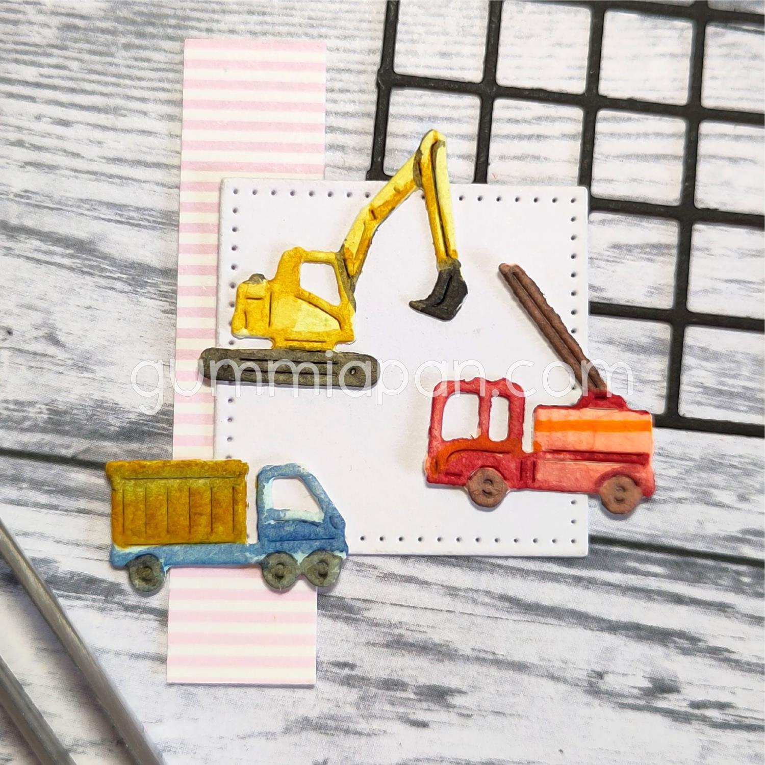 Gummiapan Dies Kjøretøy - Bilde 1