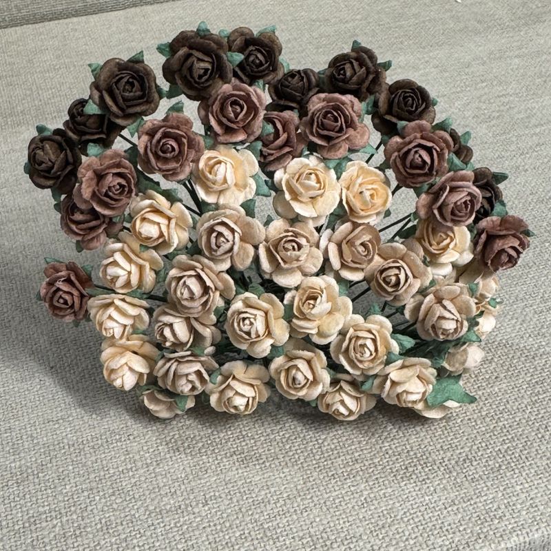 Papirdesign Roser 1,2 cm -  Brun miks - Bilde 1