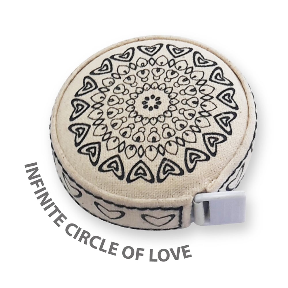 Pony Målebånd med stoffdesign 200cm – Black heard design - Bilde 1