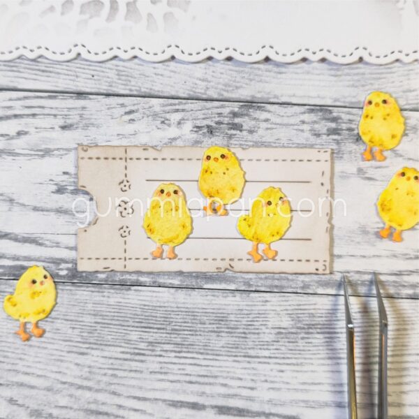 Gummiapan Dies 3 Små Fluffkycklingar