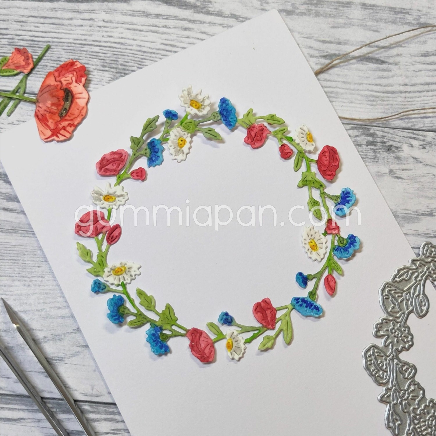 Gummiapan Die Midtsommer krans - Bilde 1