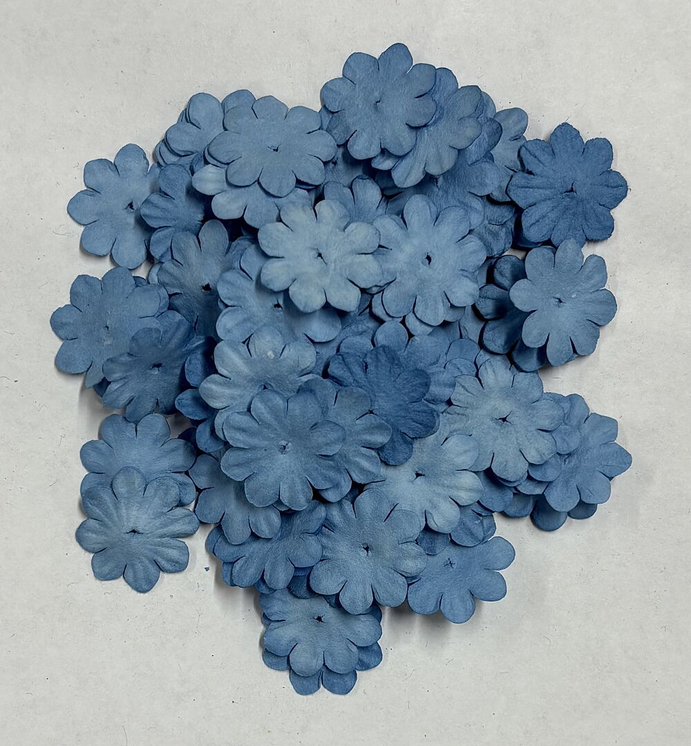 Reprint Mini Papirblomster 20 mm 100 stk Dusty Blue - Bilde 1