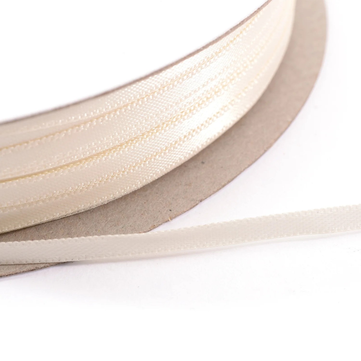 Silkebånd 1met X 3mm Off White - Bilde 1
