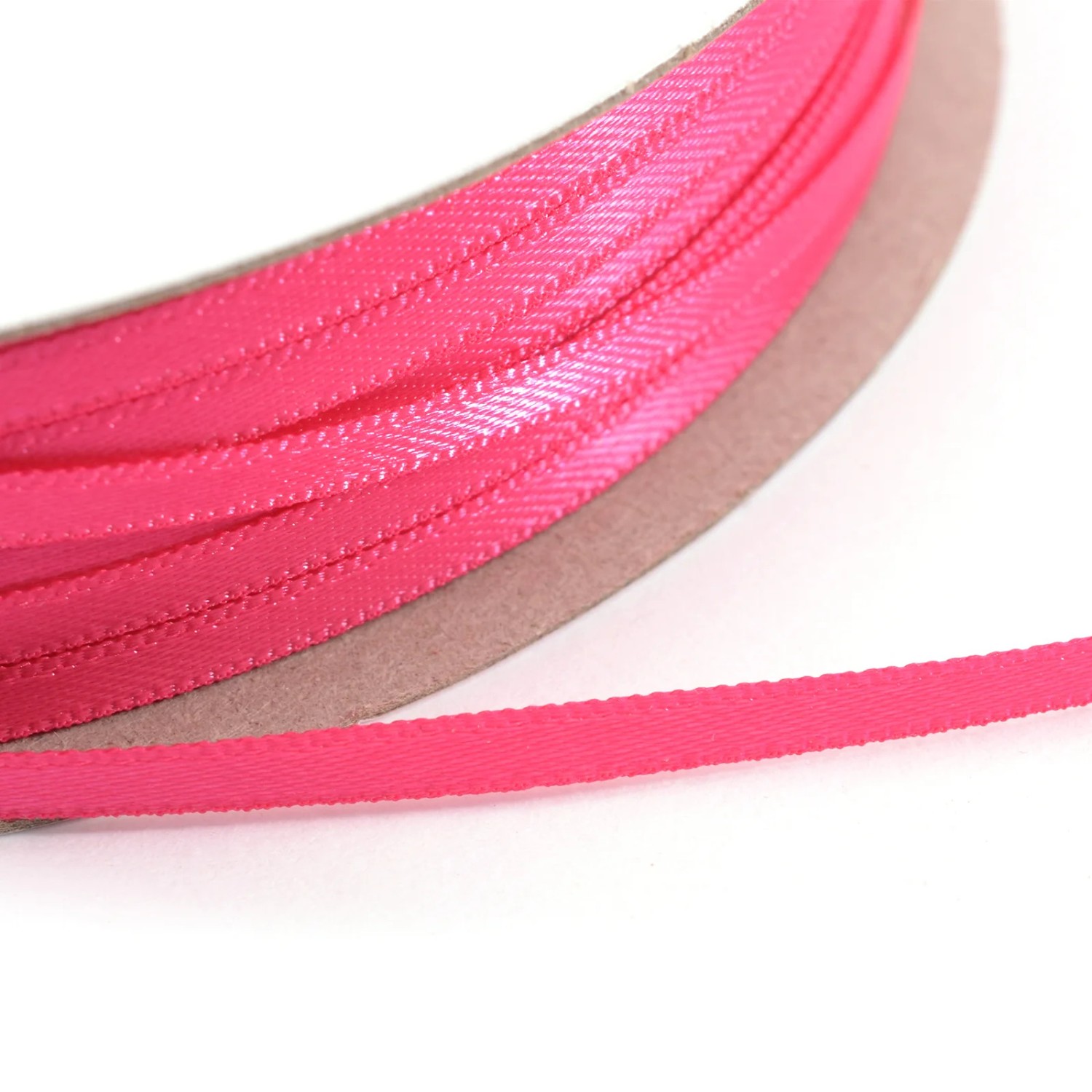Silkebånd 1met X 3mm Rosa - Bilde 1